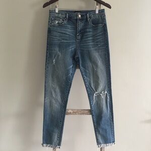 ⭐️40% Off⭐️ Earnest Sewn New York Blake Jeans